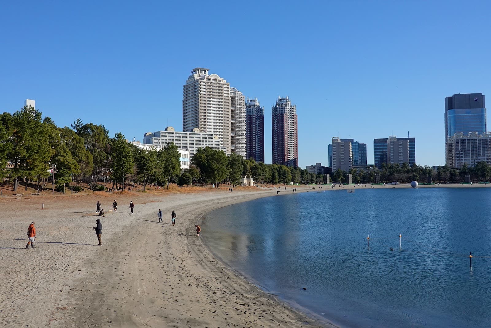 Odaiba Beach - Image 1