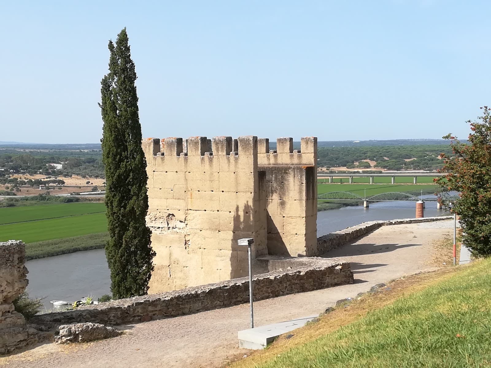 Alcácer do Sal Castle - Image 1
