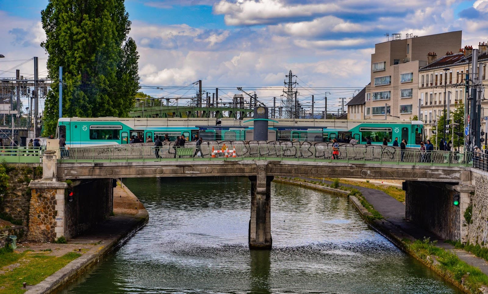 Saint-Denis Station - Image 1