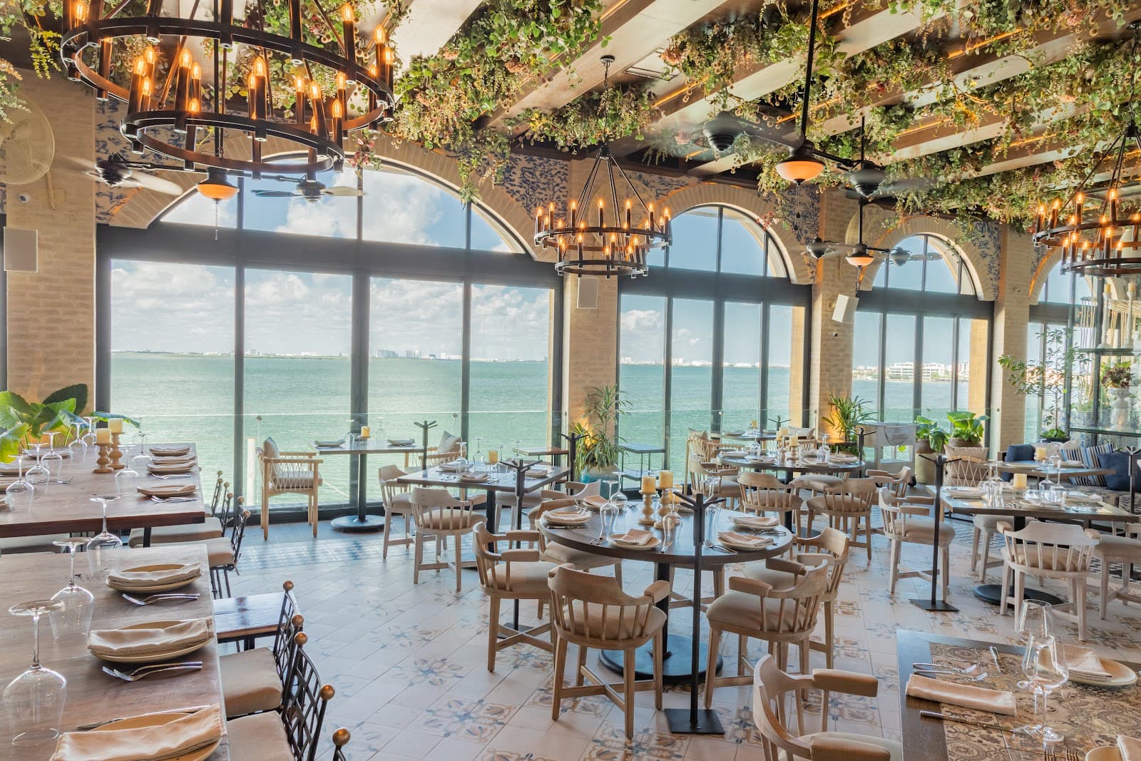 Various local eateries - Image 1