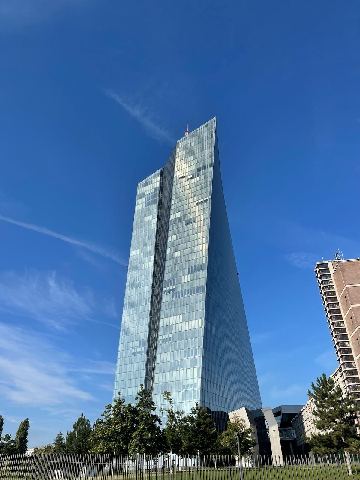 Ostend Frankfurt - Image 1