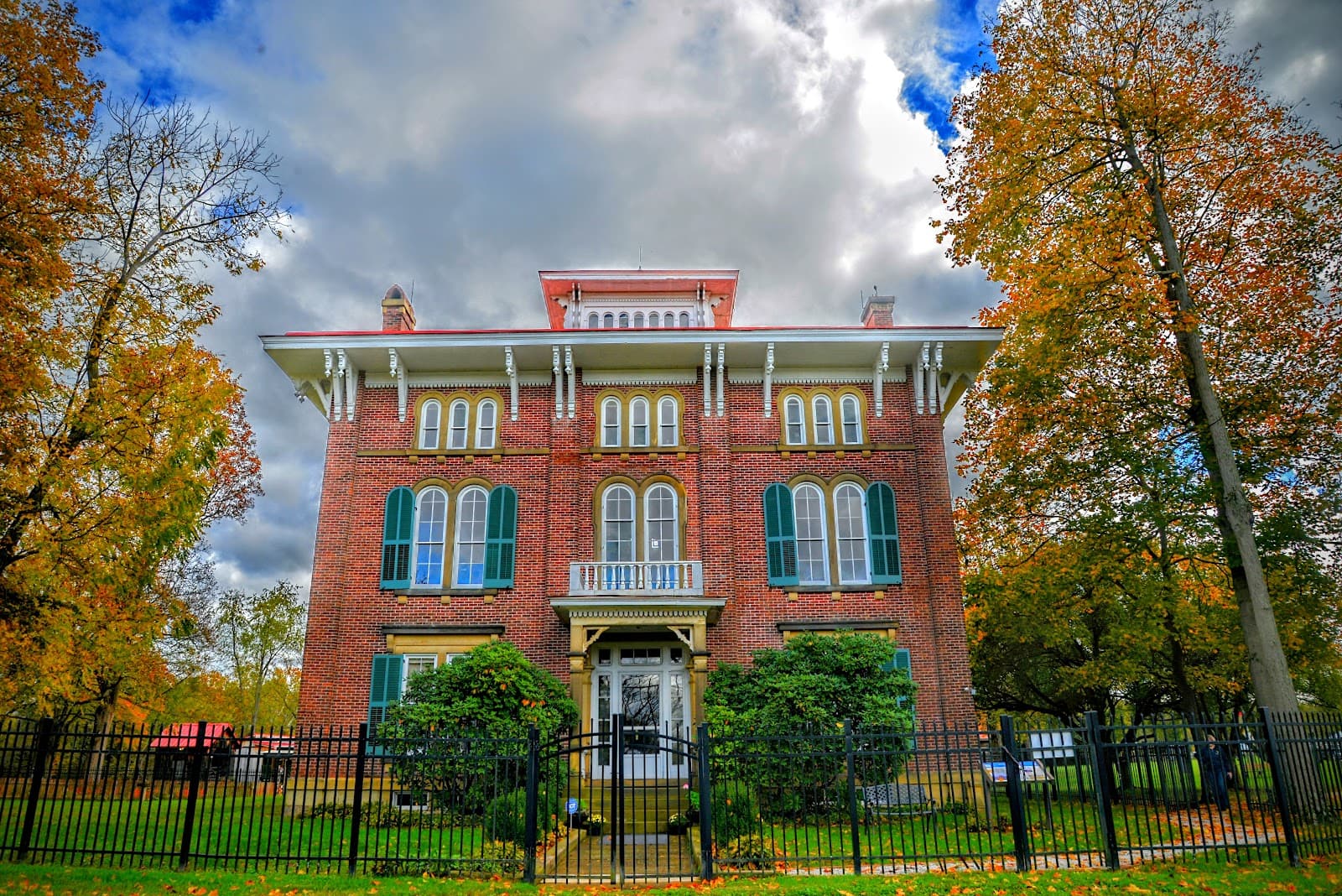 Henderson Hall - Image 1