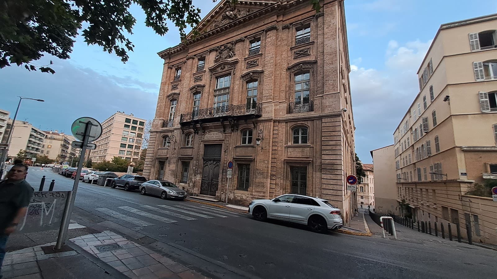 Pavillon Daviel - Image 1