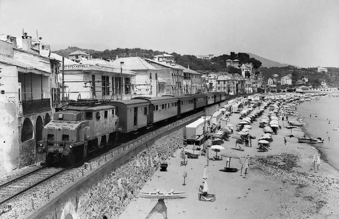 Passeggiata a Mare (Savona) - Image 1
