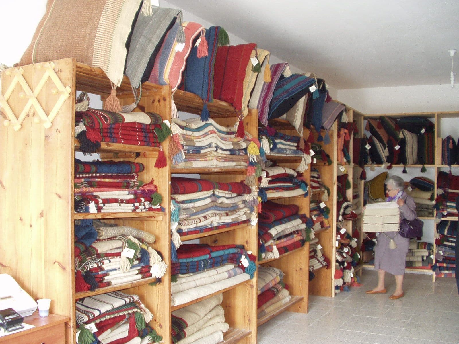 Lakiya Negev Bedouin Weaving - Image 1
