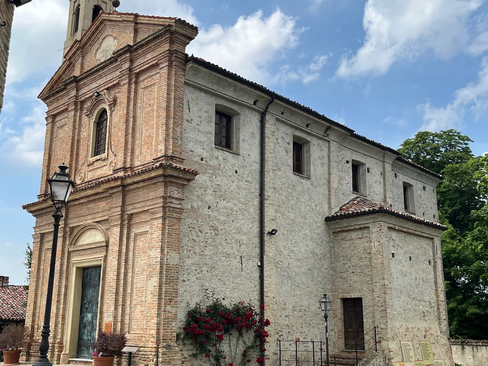Monforte d'Alba Historic Center - Image 1