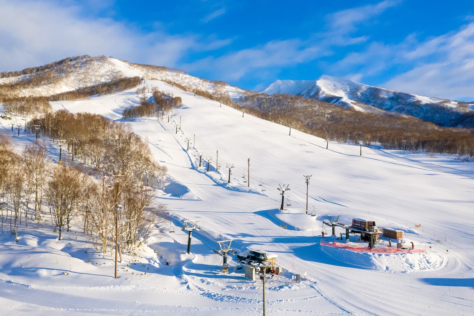 Niseko Moiwa Ski Resort - Image 1