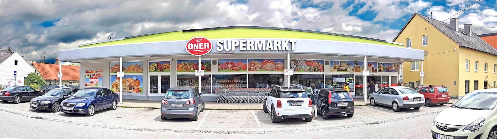 Traun Weekly Market - Image 1