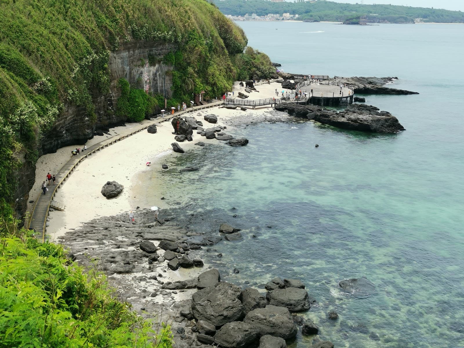 Crocodile Hill Volcano Park (Weizhou) - Image 1