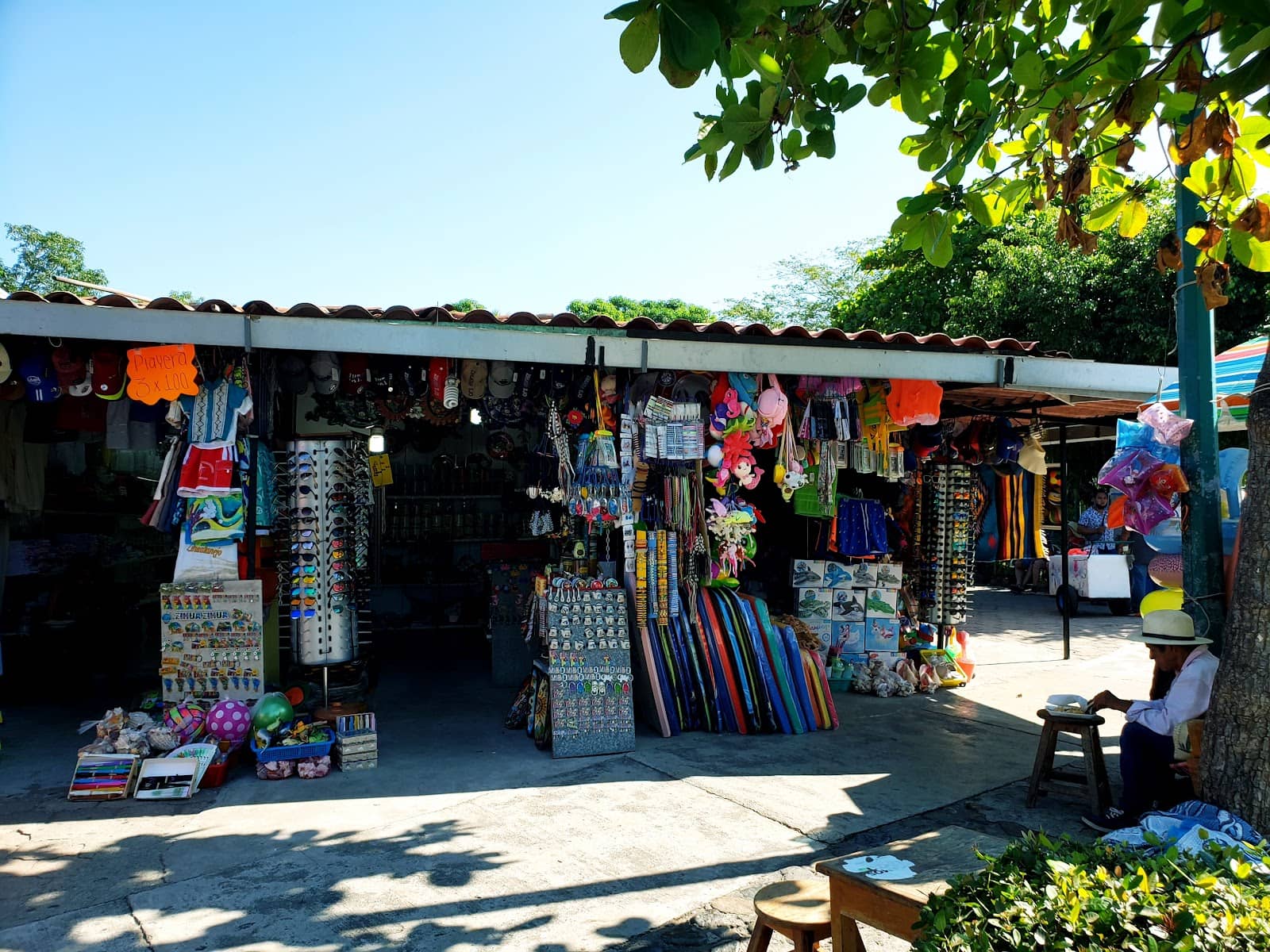 Vibrant Artisan Crafts