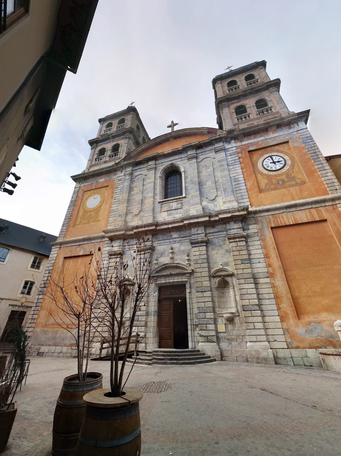 Place du Temple - Image 1