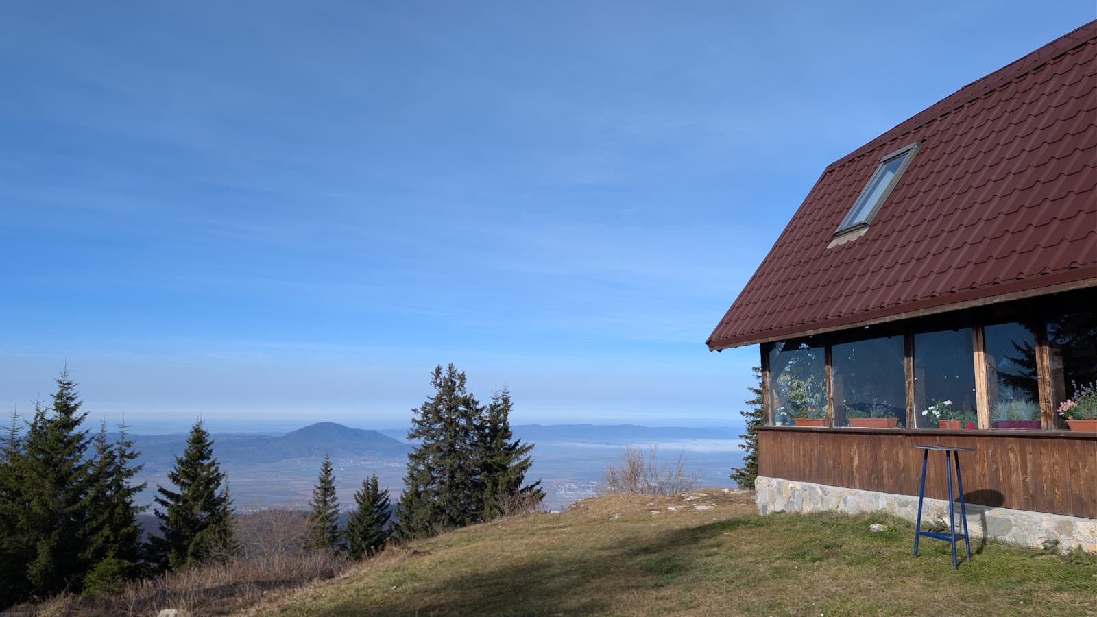 Cabana Postăvaru - Image 1