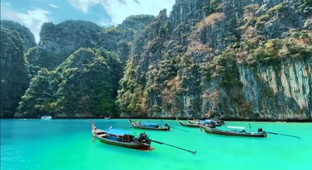 Phuket Island Roads - Image 1