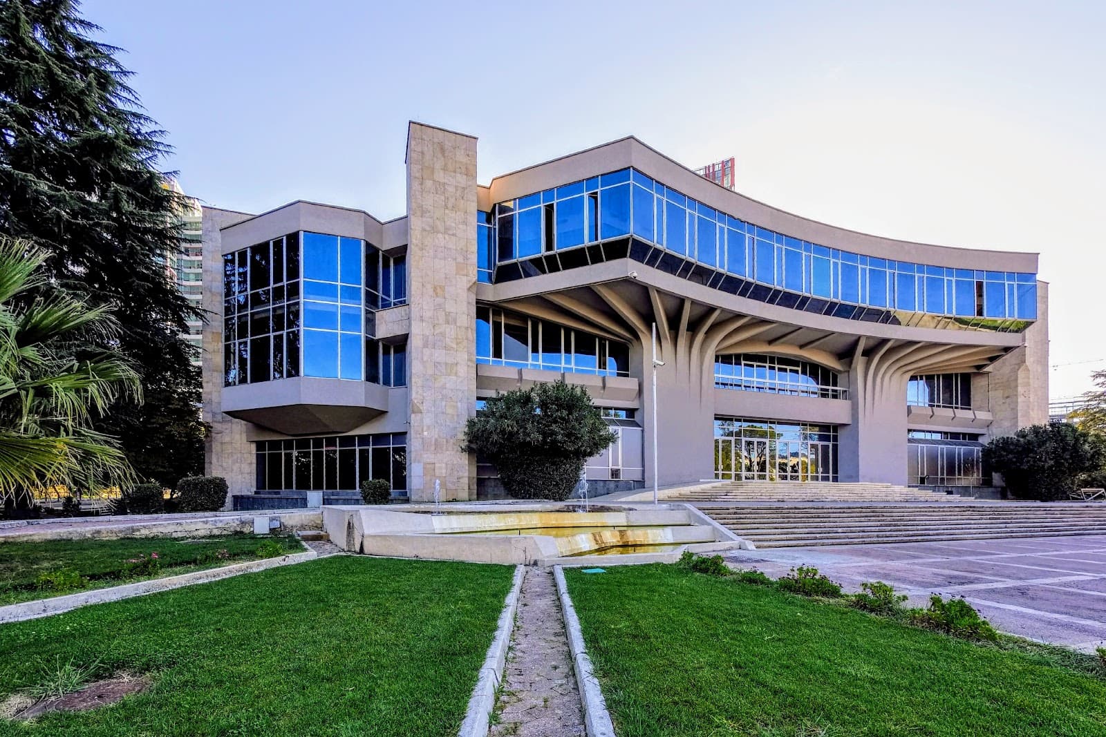 Palace of Congresses - Image 1