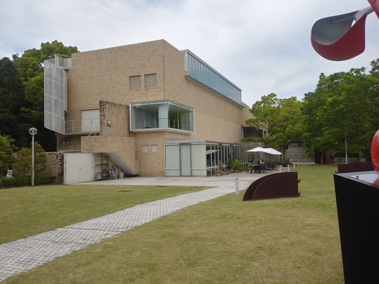 Mie Prefectural Art Museum - Image 1