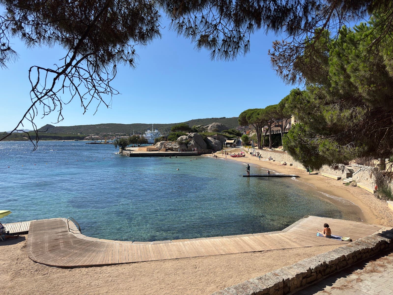 Palau Old Town & Waterfront - Image 1