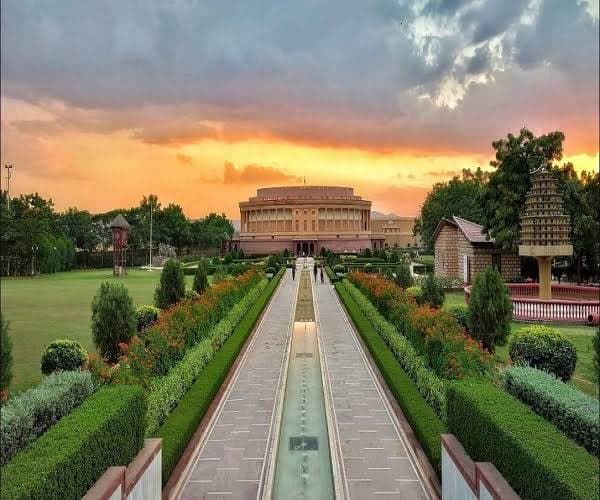 Hiralaxmi Craft Park - Image 1