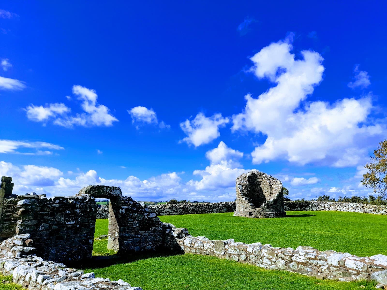 Nendrum Monastic Site - Image 1