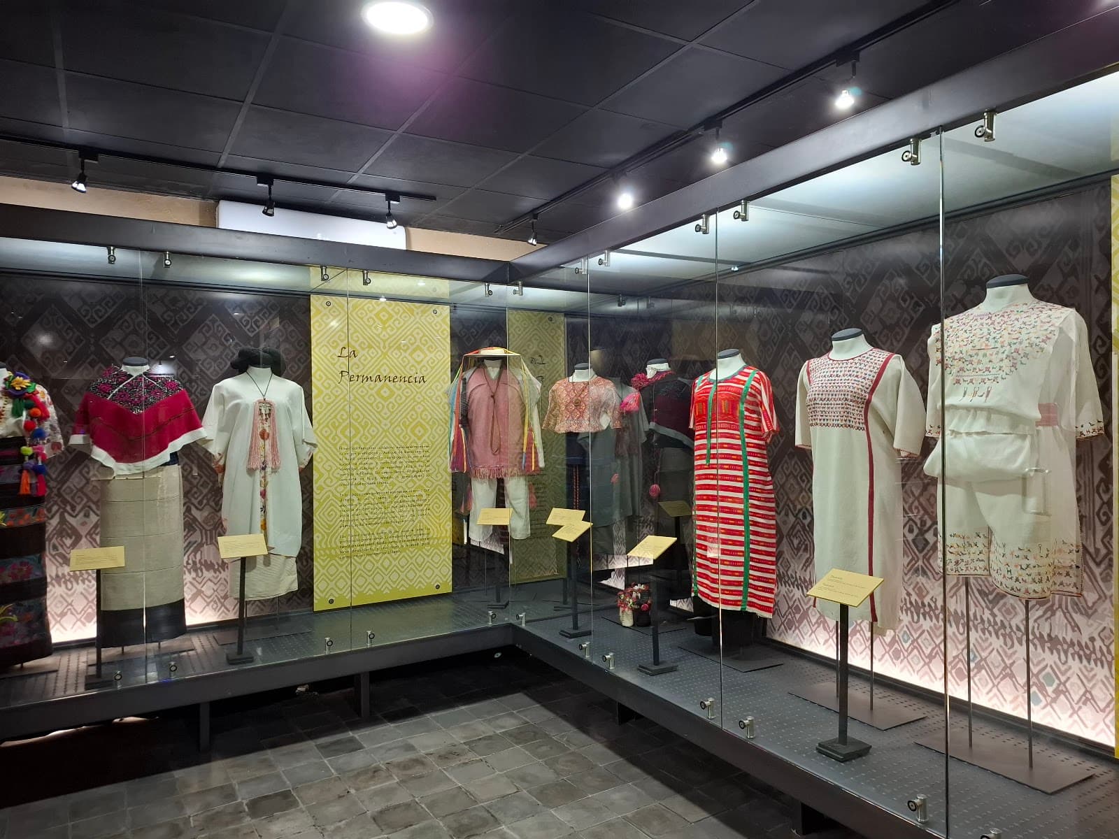 Museum of the Serape and Mexican Garments - Image 1