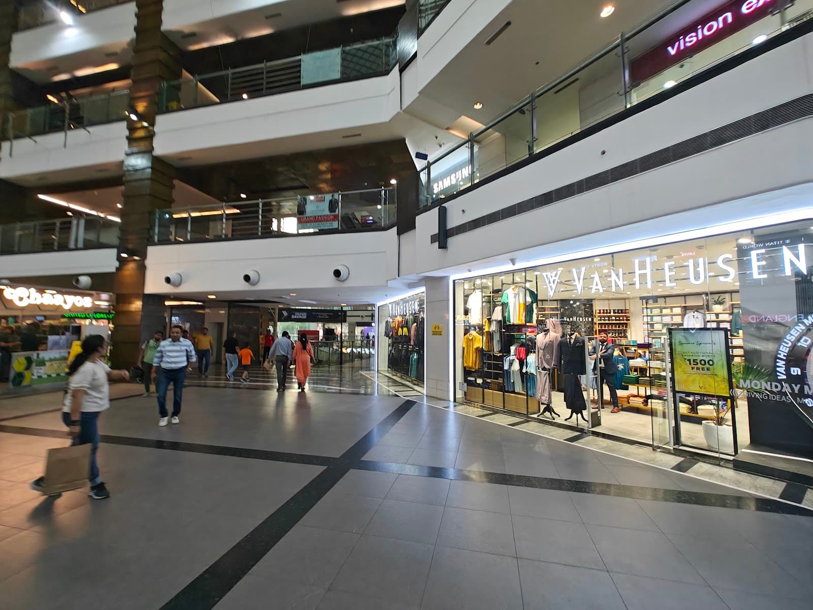 Mahagun Metro Mall - Image 1