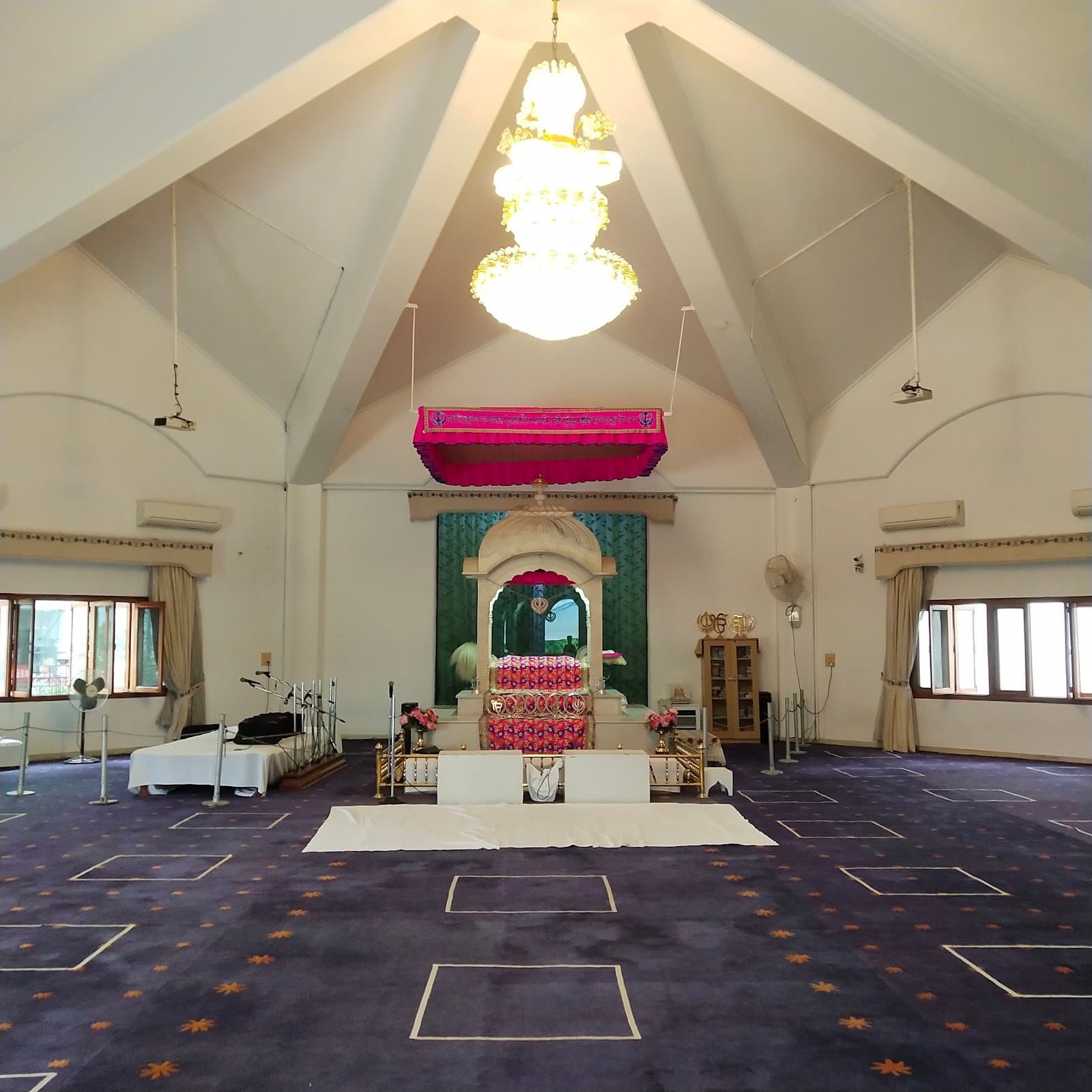 Gurudwara Sri Guru Singh Sabha Noida - Image 1