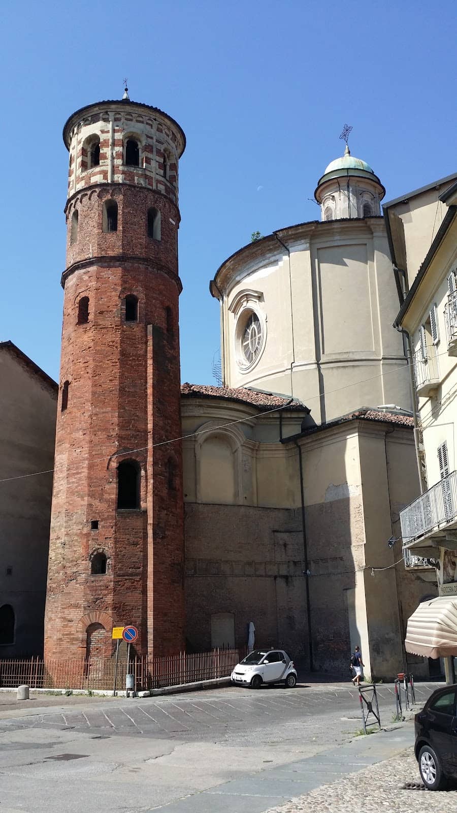 Vertical photo