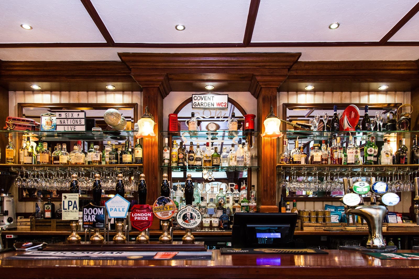 Crown & Anchor Pub - Image 1