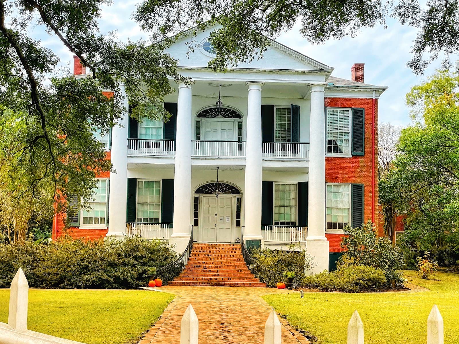 Rosalie Mansion Natchez Mississippi - Image 1