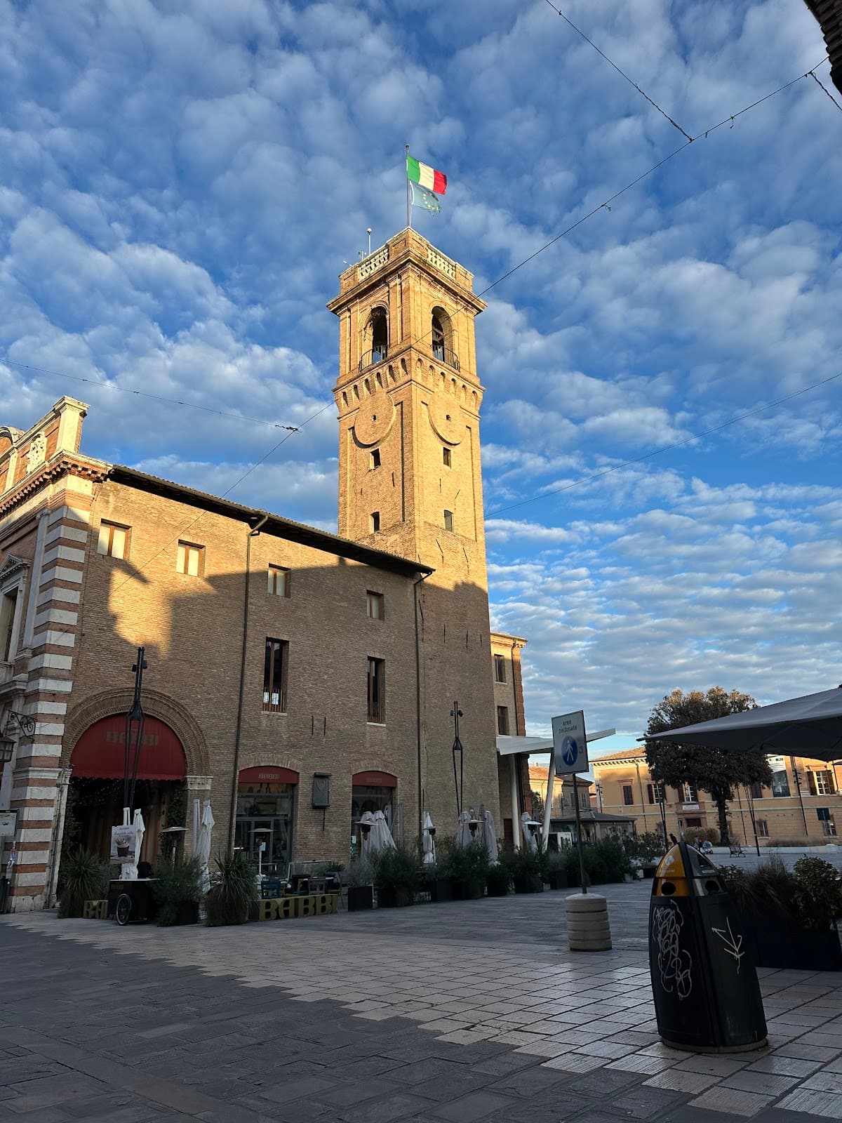 Piazza del Duomo - Image 1