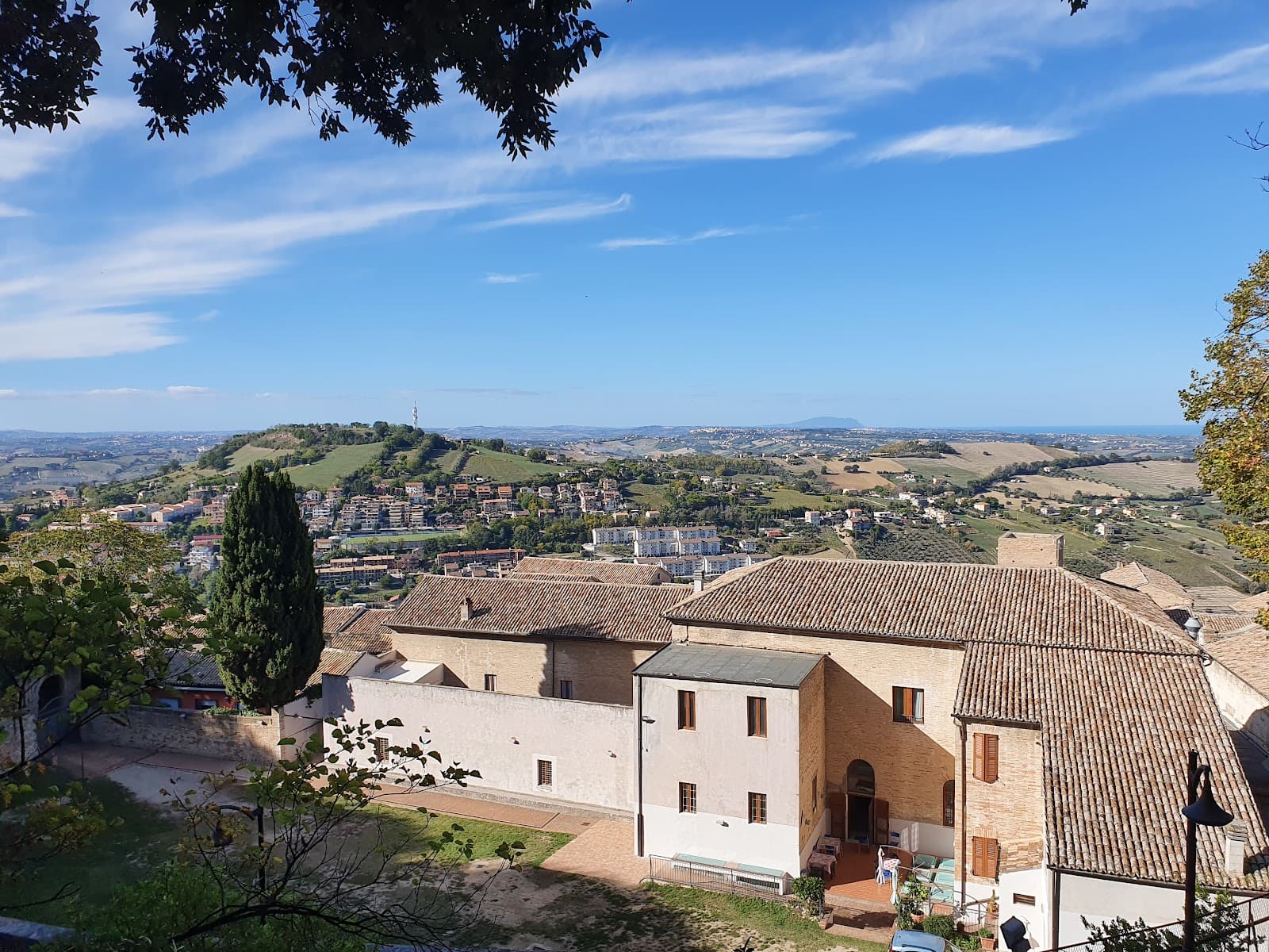 Piazzale Azzolino Belvedere - Image 1