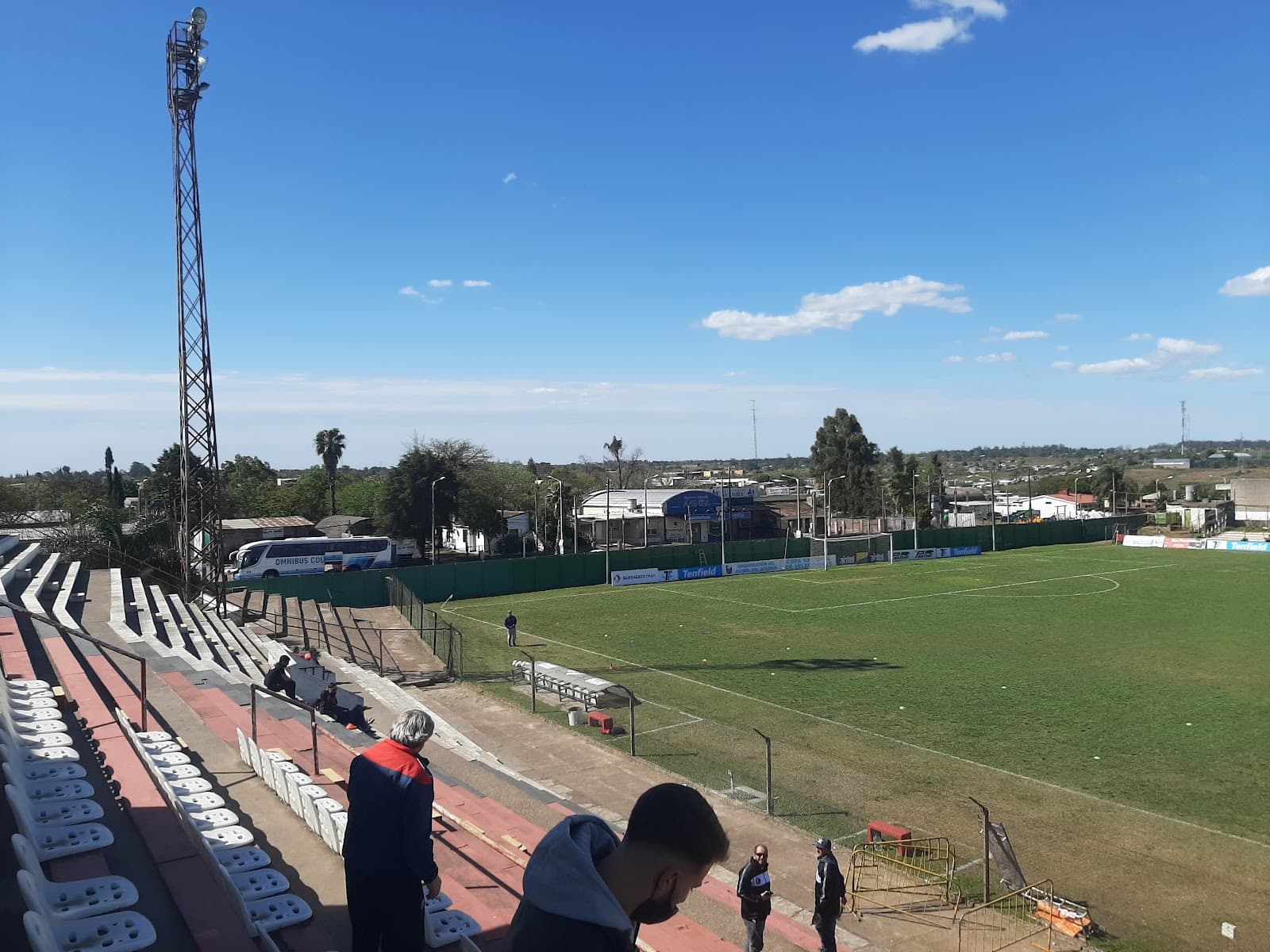 Estadio Ernesto Dickinson - Image 1