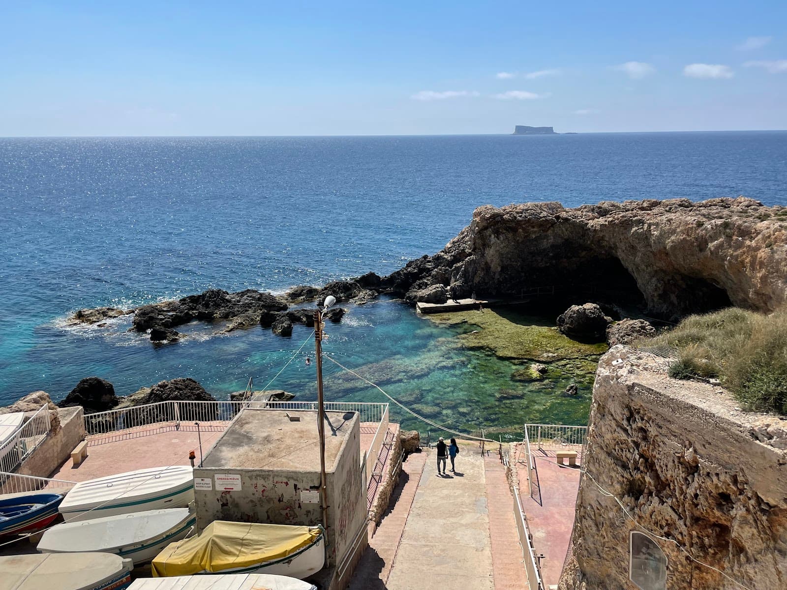 Ġħar Lapsi Cave (dive site) - Image 1