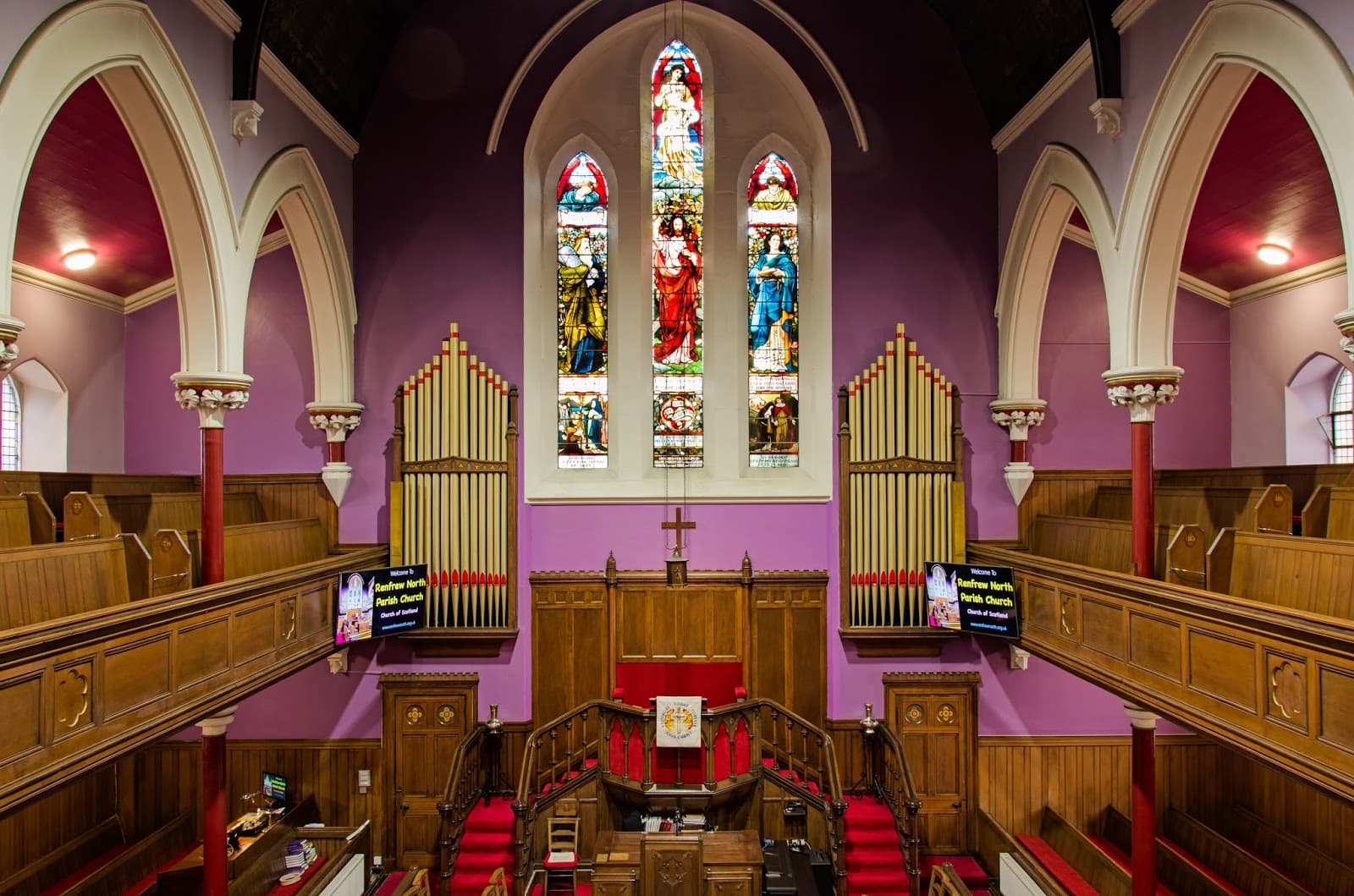 Renfrew Parish Church - Image 1