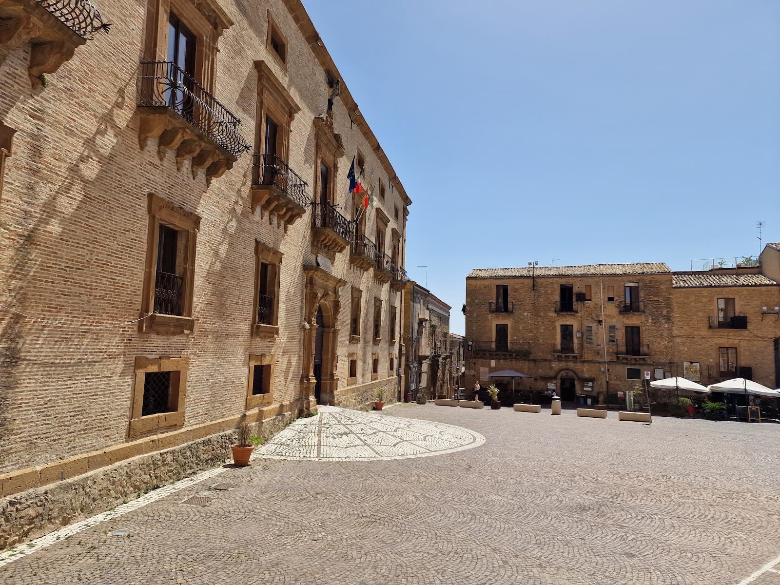 Palazzo Trigona Museum - Image 1