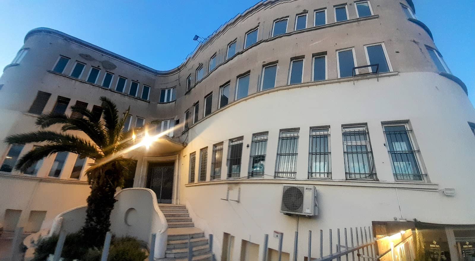 Diverse Dining Options