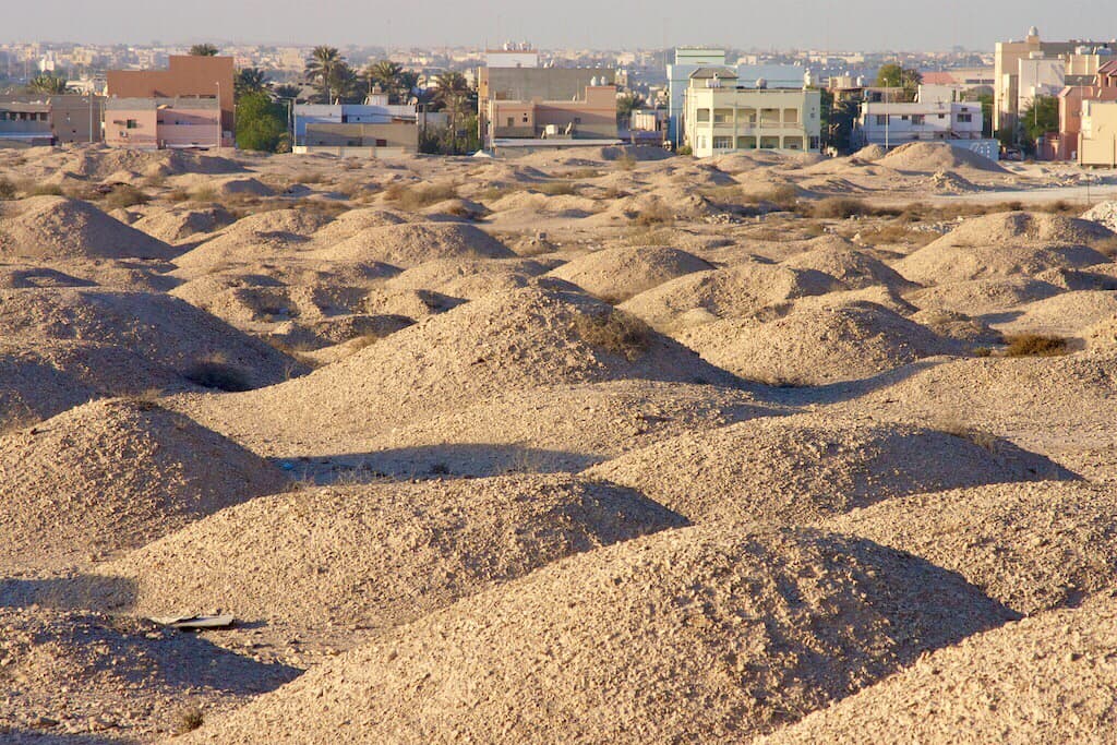 A'ali Burial Mounds - Image 1