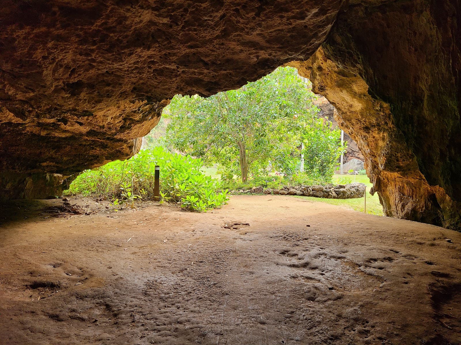 Makauwahi Cave Reserve - Image 1