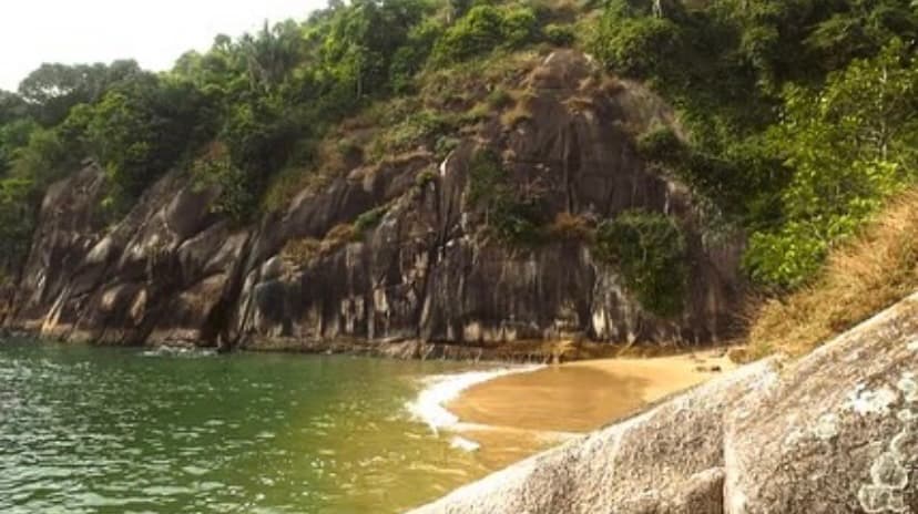 Praia do Cheira Limão - Image 1