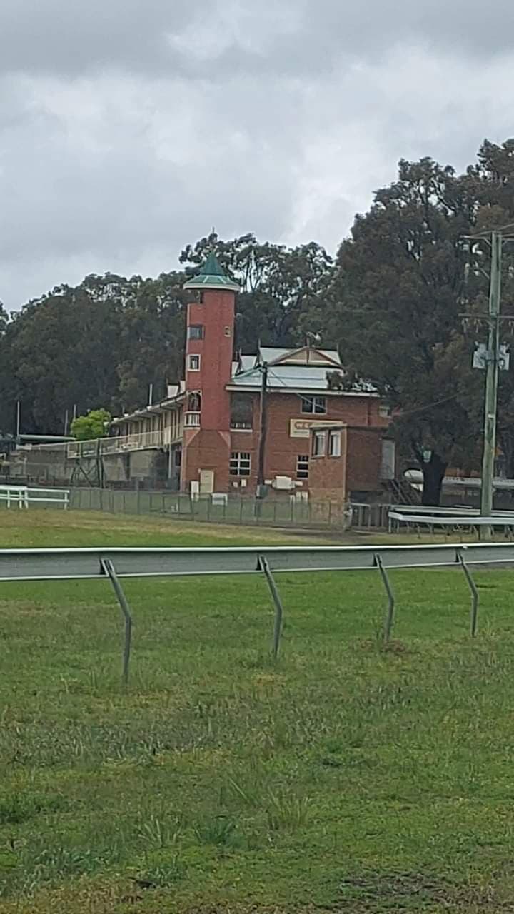 Lovedale New South Wales - Image 1