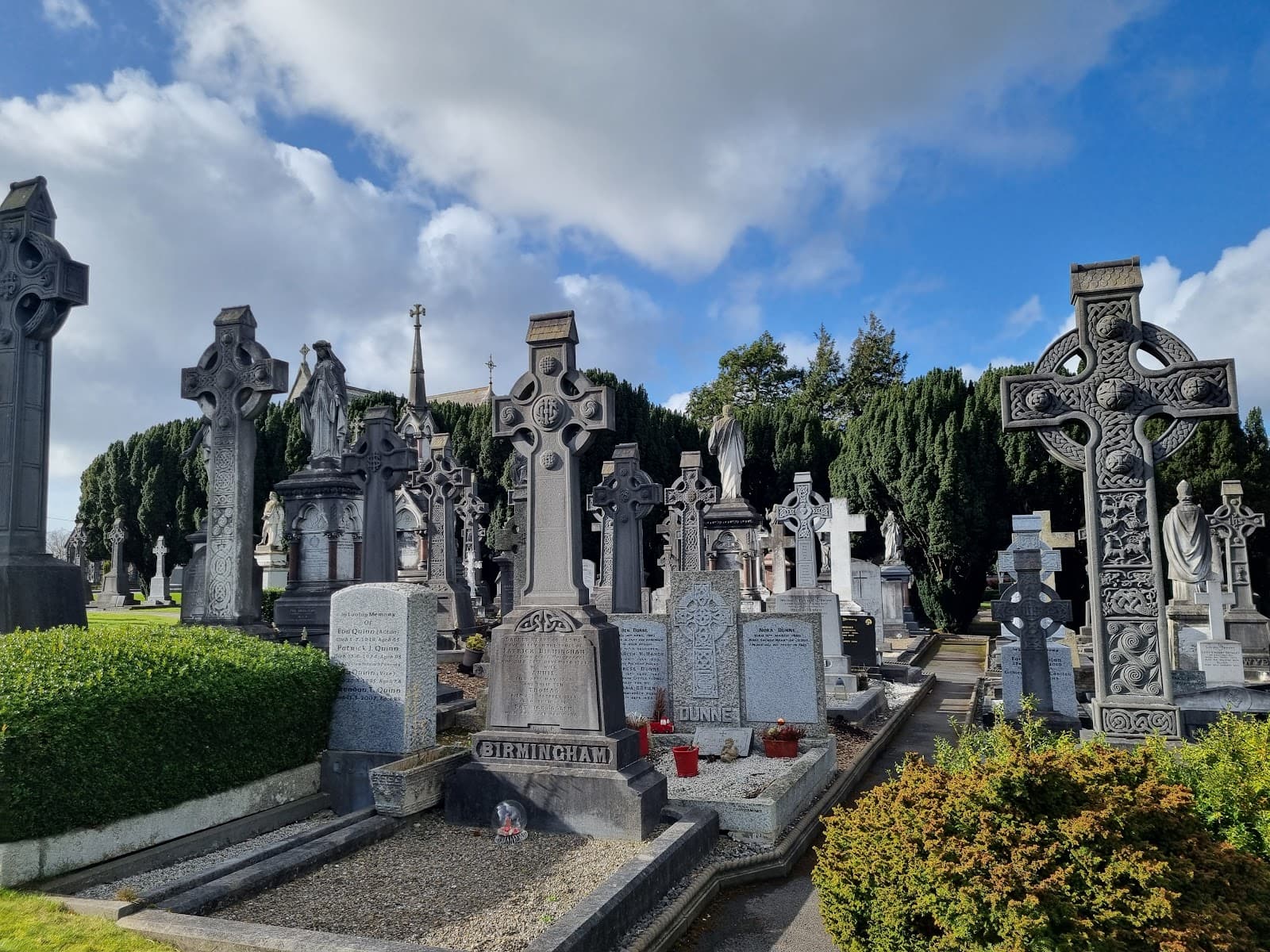 Glasnevin Cemetery - Image 1