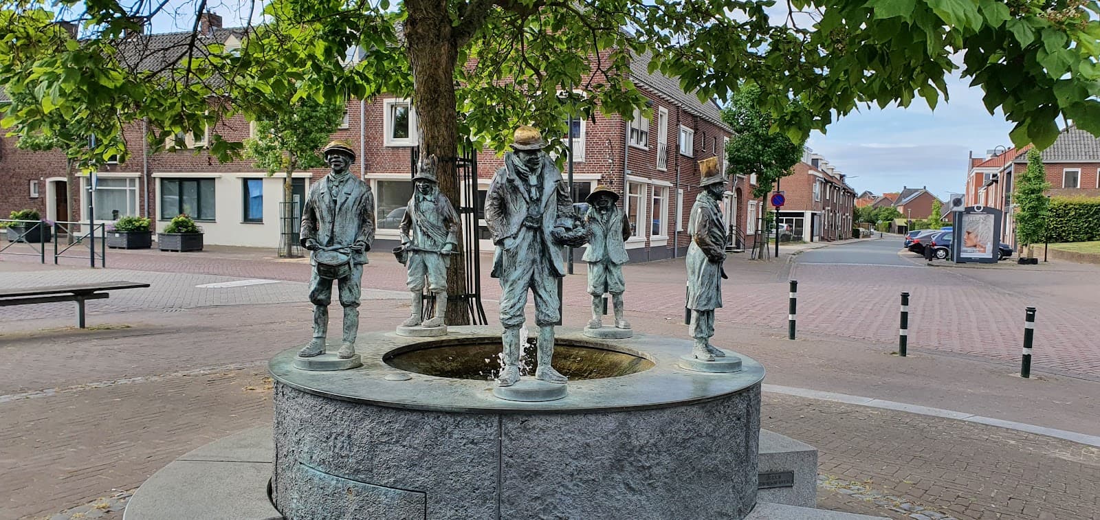 Velden village - Image 1