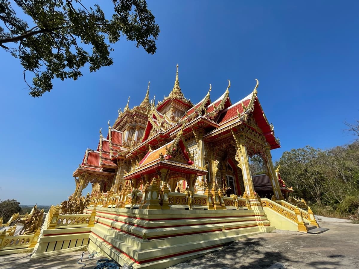 Wat Phra Bat Nam Phu - Image 1