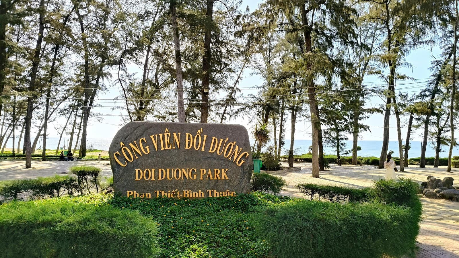 Doi Duong Beach - Image 1
