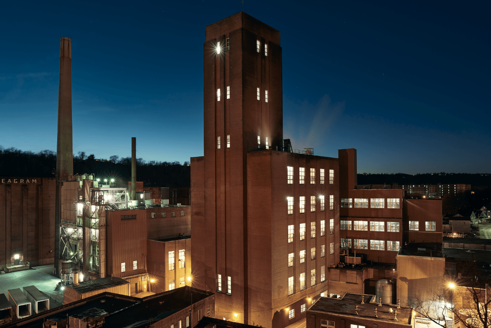 Ross & Squibb Distillery - Image 1