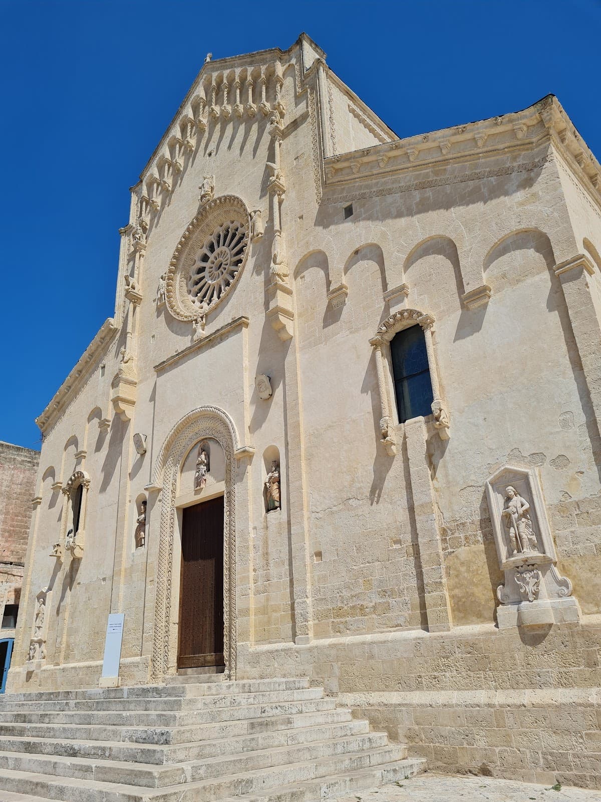 Piazza Duomo Matera - Image 1
