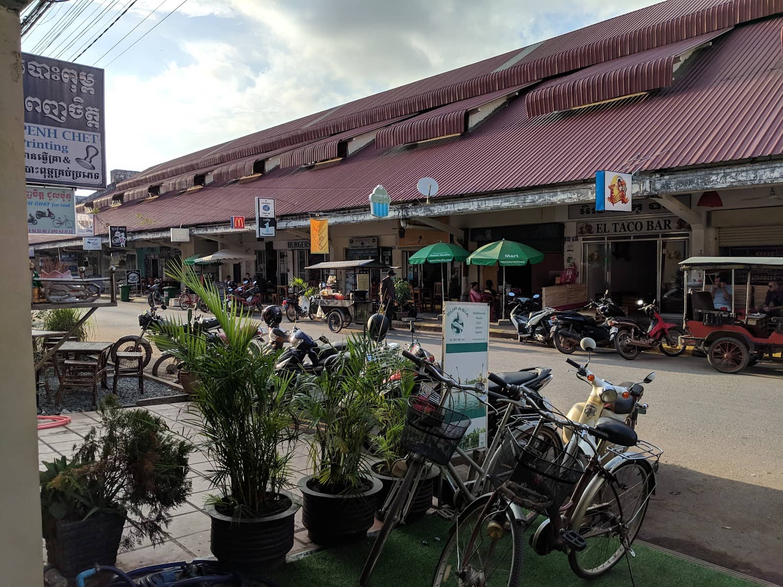 Kampot Lane Cafes