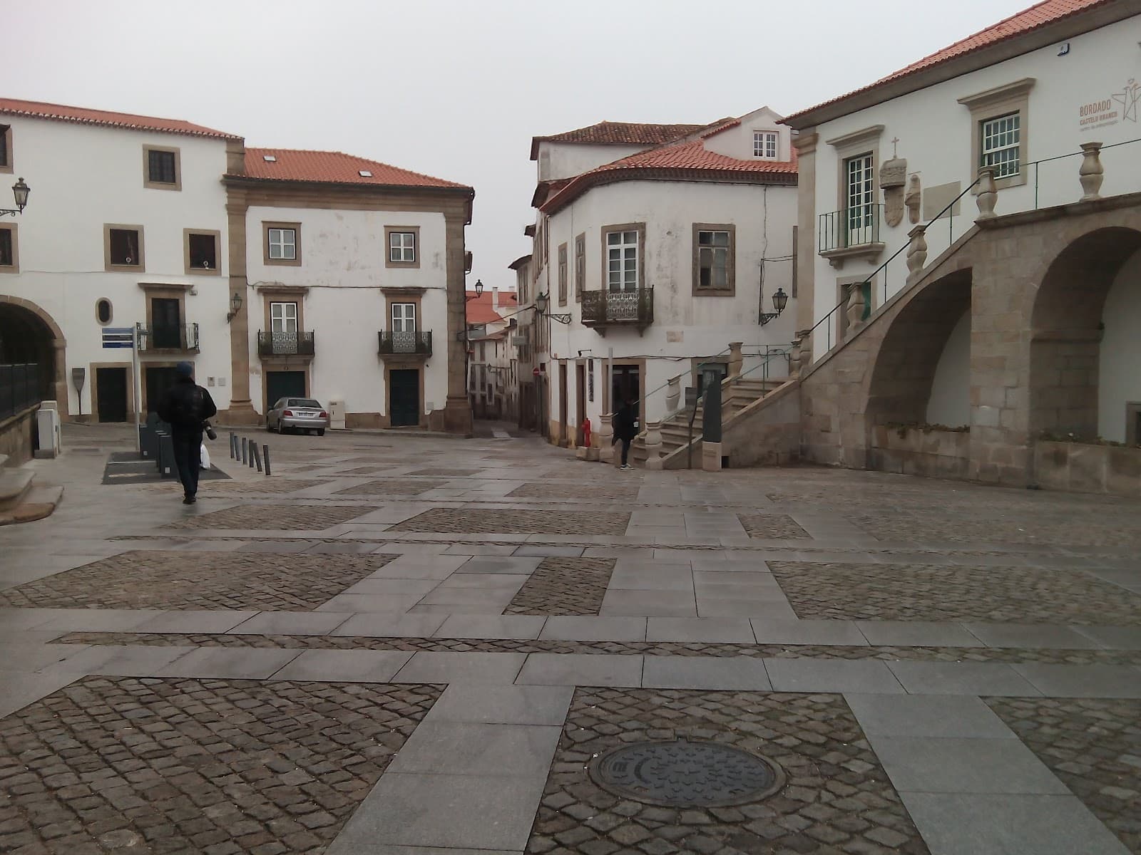 Praça Camões (Castelo Branco) - Image 1