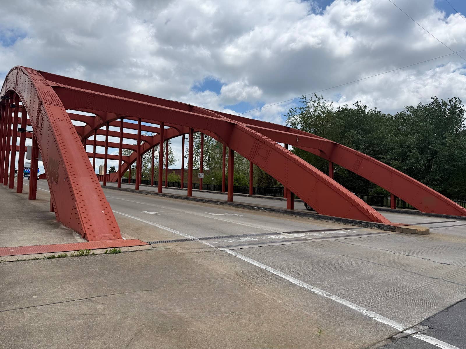 Mahoning Avenue Crossing