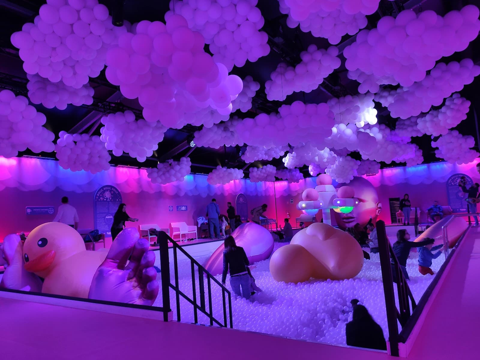 Bubble World Milan - Image 1
