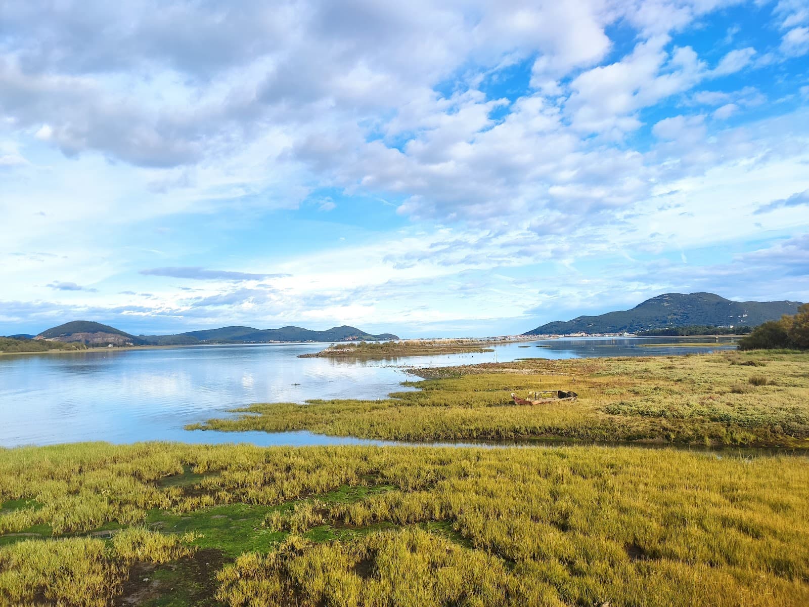 Marismas de Santoña, Victoria y Joyel Natural Park - Image 1